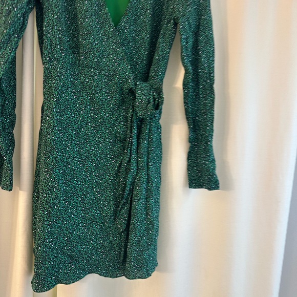 Sanctuary dress - Picture 3 of 6